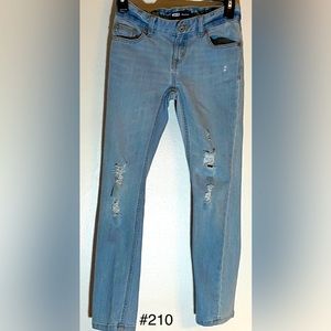 Girl’s Levi’s “Boyfriend” Jeans Sz 8